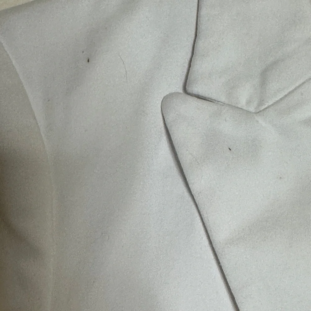 Banana Republic Elegant White Blazer - Picture 6 of 6